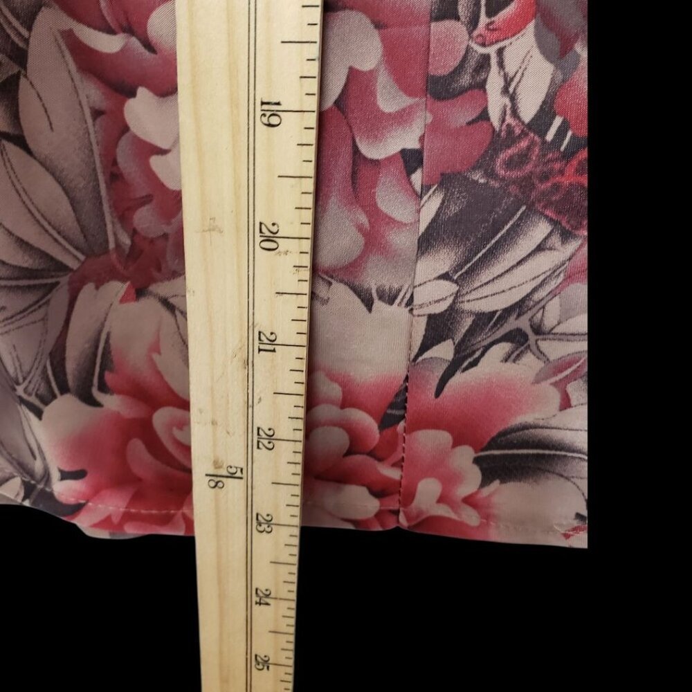 Floral Button-Up Short-Sleeve Blouse With Scalloped Edging Multicolor Size 21 - Picture 8 of 14